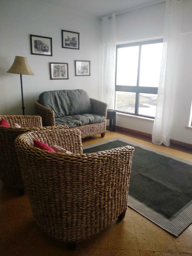 Lila Ocean View Apartment Ponta Delgada Buitenkant foto