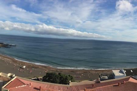 Lila Ocean View Apartment Ponta Delgada Buitenkant foto